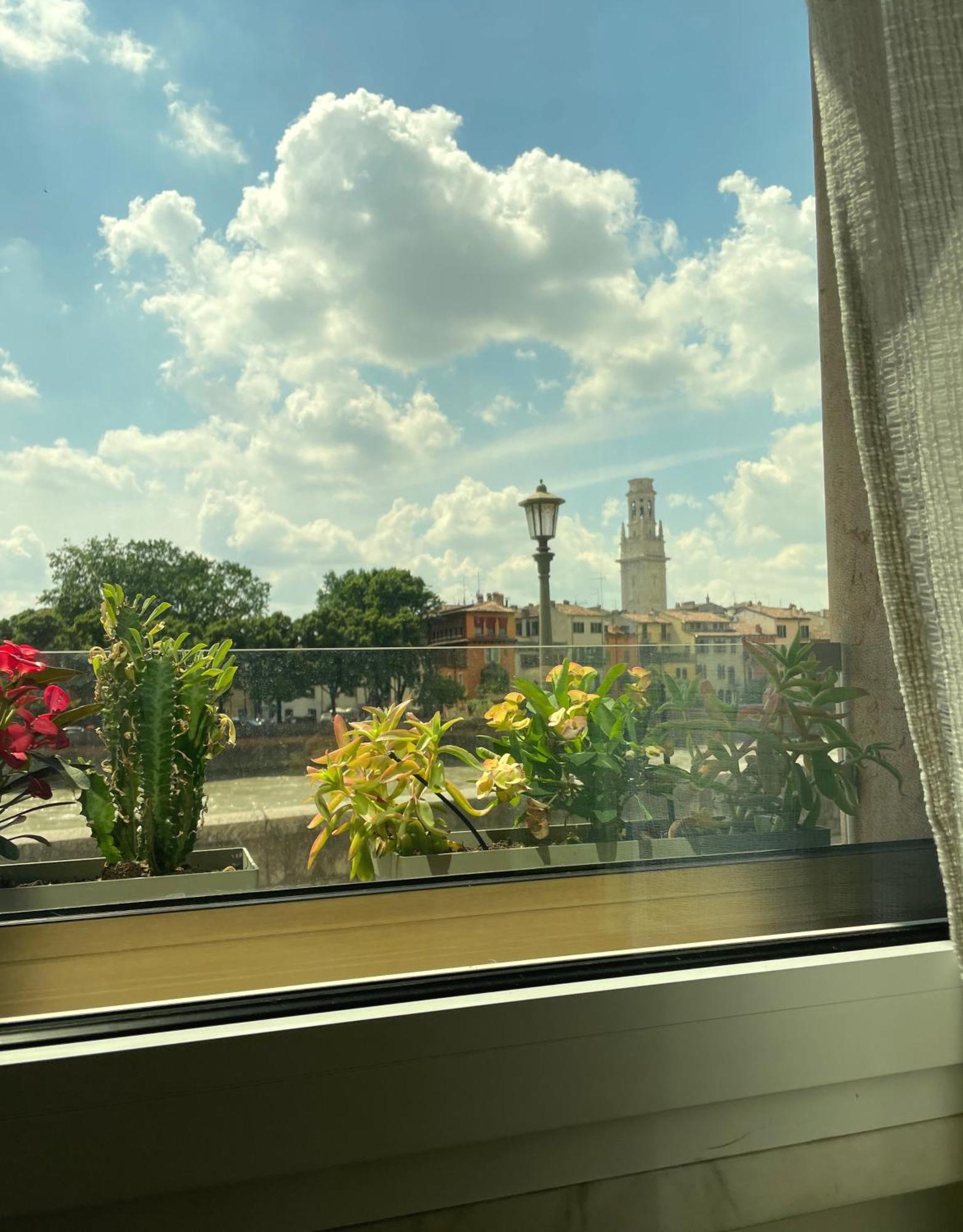 Stromboli Loft Verona Bagian luar foto